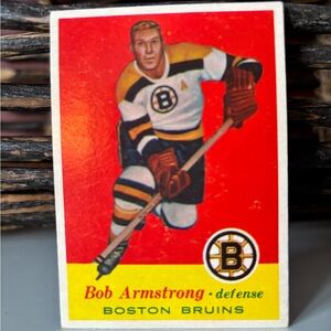 Vintage 1957-58 TOPPS Boston Bruins, defense, Bob Armstrong Hockey Card